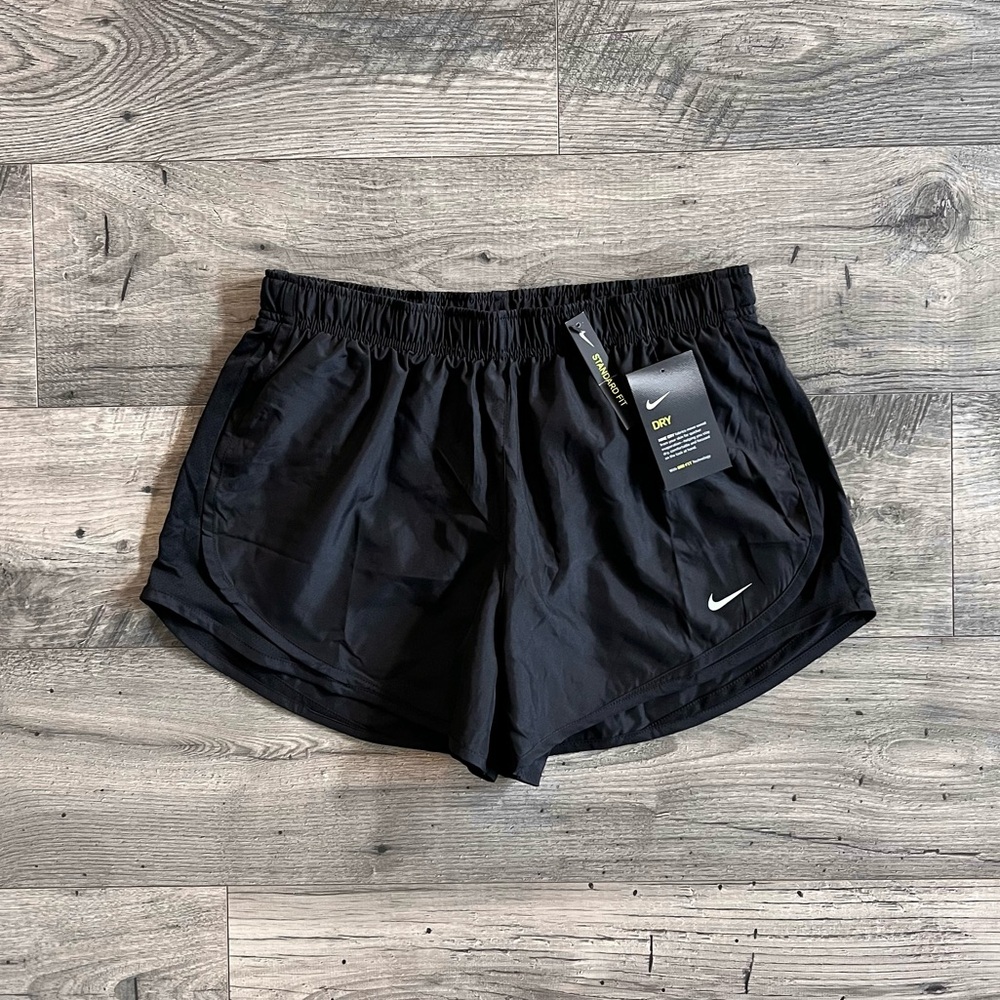 NWT Women’s Nike Dri-Fit Running Shorts